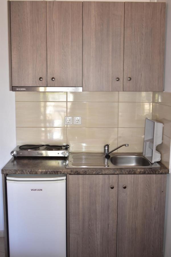 Michalis Place Apartments Vasilikí Buitenkant foto