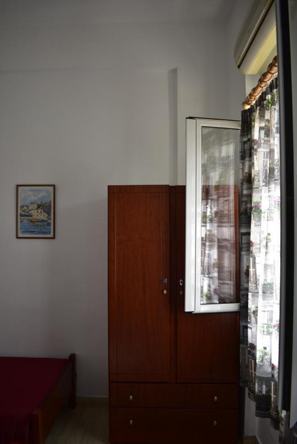 Michalis Place Apartments Vasilikí Buitenkant foto