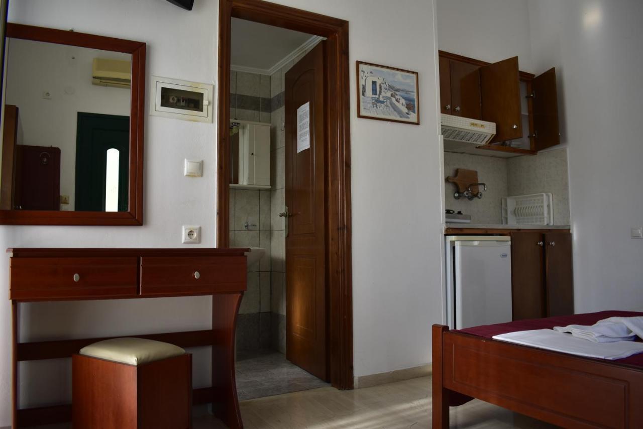 Michalis Place Apartments Vasilikí Buitenkant foto