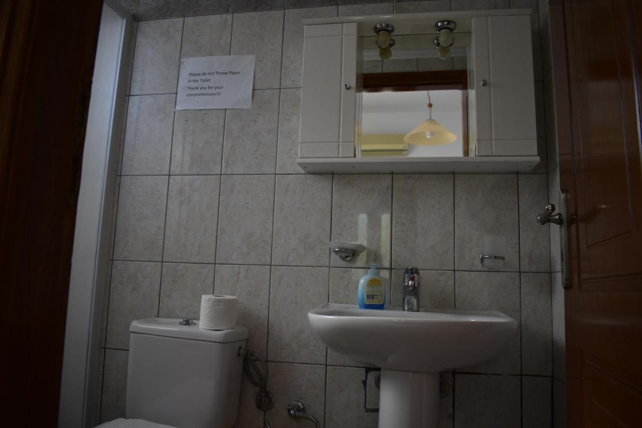Michalis Place Apartments Vasilikí Buitenkant foto